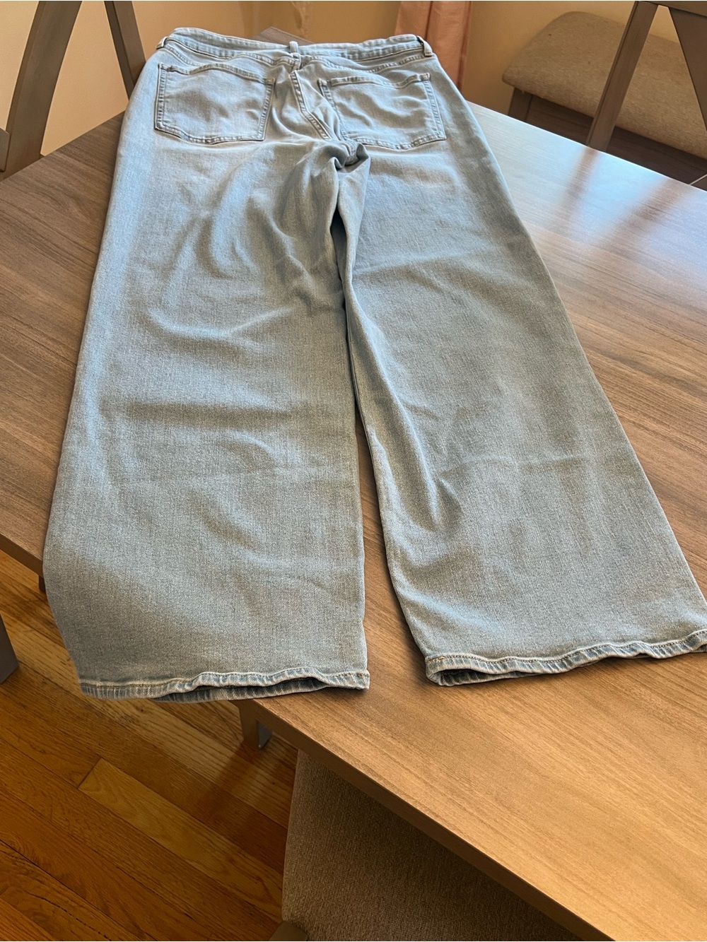 Old Navy High-Rise Wow Wide Leg Jeans - Light Blue - Picture 6 of 7